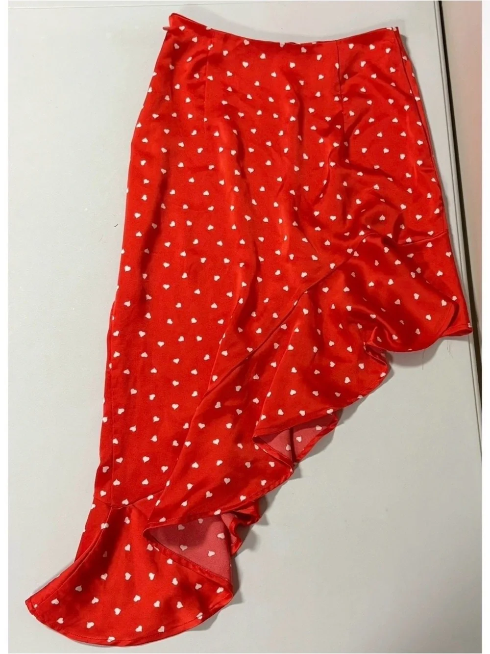 N/A red white